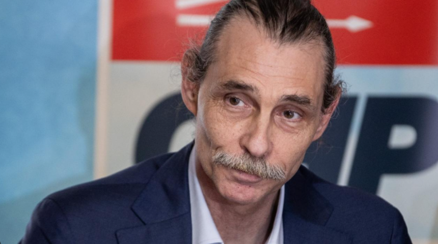 CHP Etimesgut Belediye Başkan adayı Erdal Beşikçioğlu sokakta gerçek amirle karşılaştı! O anlar sosyal medya gündem oldu 