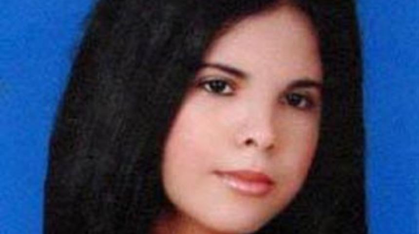 Elbise aldı diye &ouml;ld&uuml;r&uuml;ld&uuml;