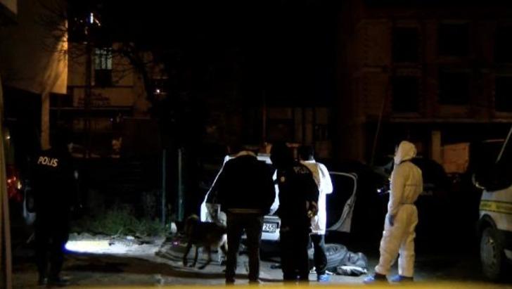 Dur ihtarına uymayıp kaçtılar! Yakalanınca polisin silahını almaya çalıştı, açılan ateşle öldürüldü G2