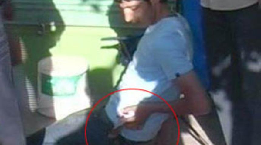 Şaka &ouml;ld&uuml;r&uuml;yordu