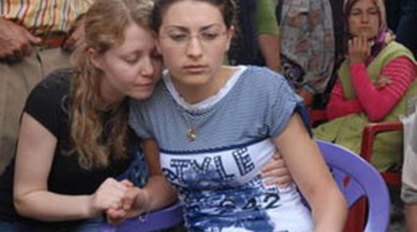 Bomba patladıktan sonra eşini aramış