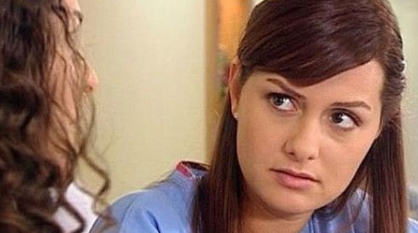 Yasemin Özilhan'ın son pozları sosyal medyayı salladı! 'Altını giymeyi unutmuş'