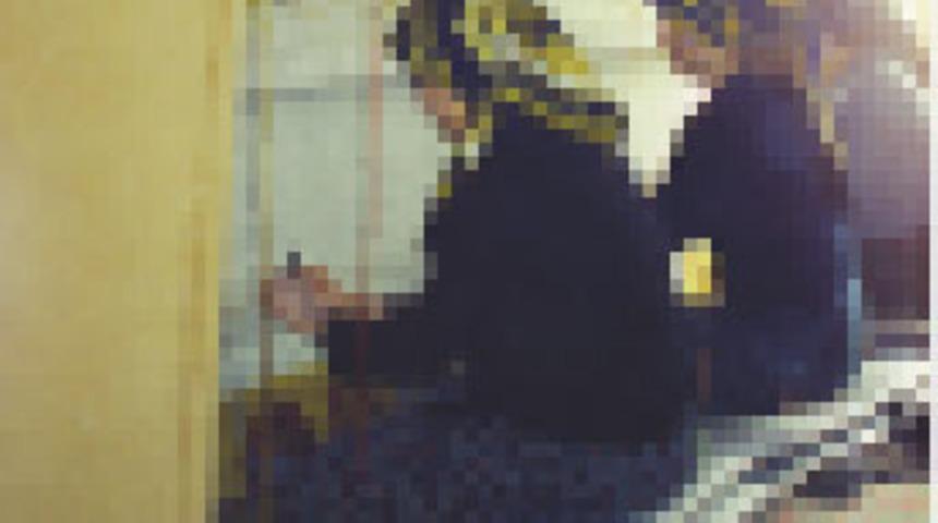 Ter&ouml;ristler halı tezgahlarını yaktı