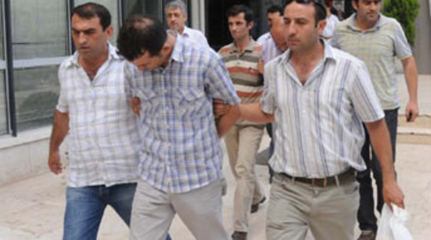 Arkadaşlara kameralı şantaj emniyette bitti