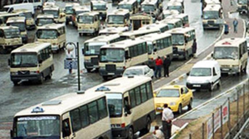 Dolmuş ve minib&uuml;se binenlere k&ouml;t&uuml; haber