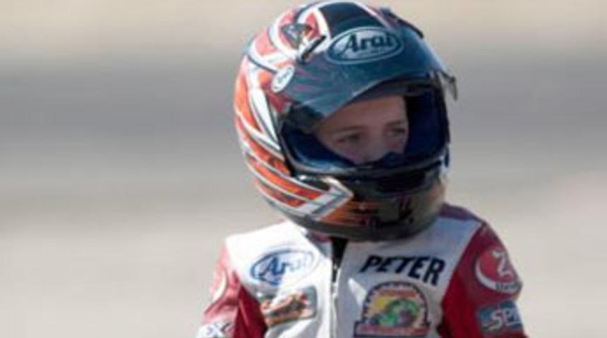 13 yaşında pistte &ouml;ld&uuml;!