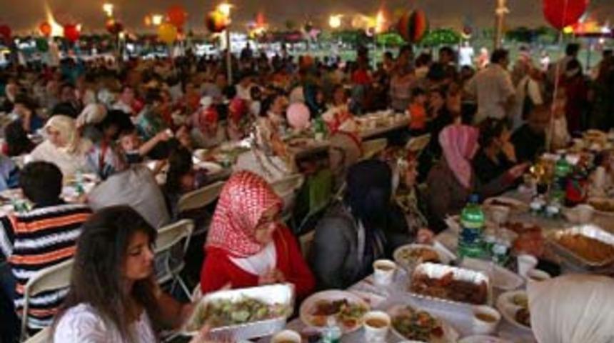 Ramazan &ccedil;adırları kaldırılıyor