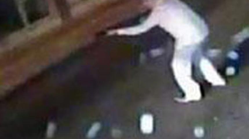 Sokak ortasında &ccedil;atışma