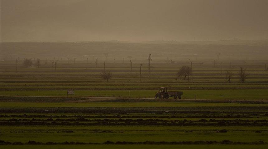 Deprem bölgesindeki üreticilere 14 milyar 150 milyon lira tarımsal destek