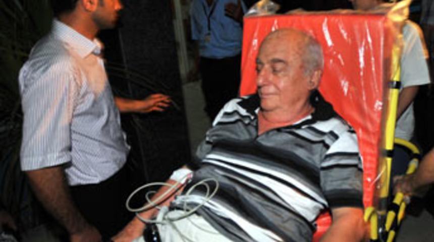 &Ccedil;etin Doğan yoğun bakıma alındı