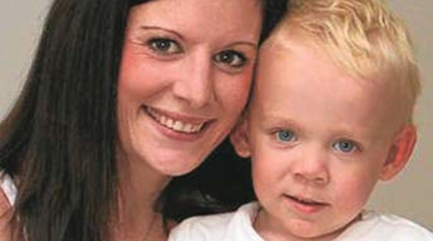 Annesinin karnında mucize yarattı!