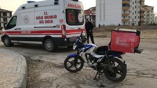 Sağlıkçı hastayı hastaneye yetiştirmek yerine ambulansı durdurup muhabirle tartıştı!