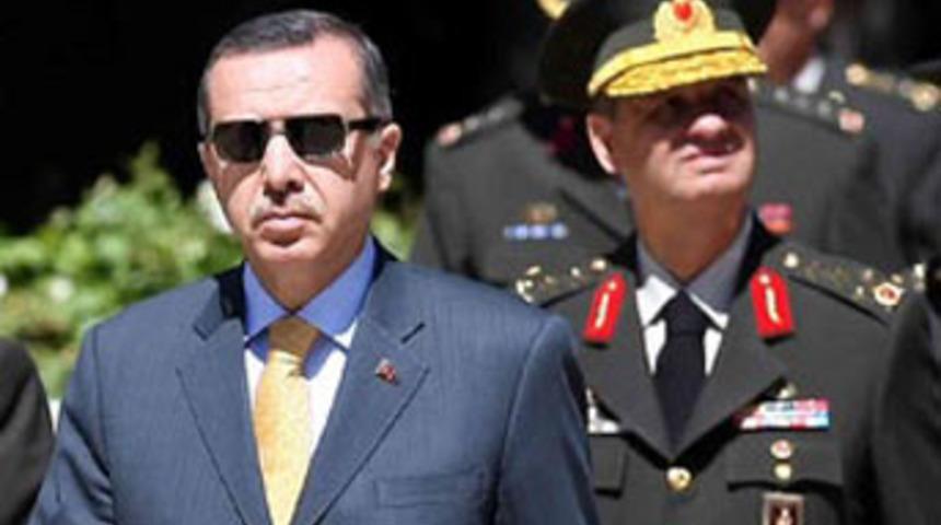 Büyükanıt'ta olan, Başbuğ'da olmayan ne var?