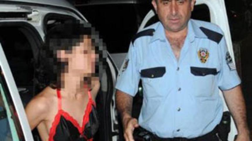 Yurttan ka&ccedil;an kızı tecav&uuml;zden polis kurtardı