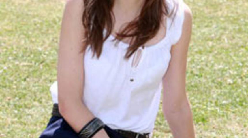 Erkek arkadaşını &ouml;pt&uuml;, &ouml;l&uuml;yordu