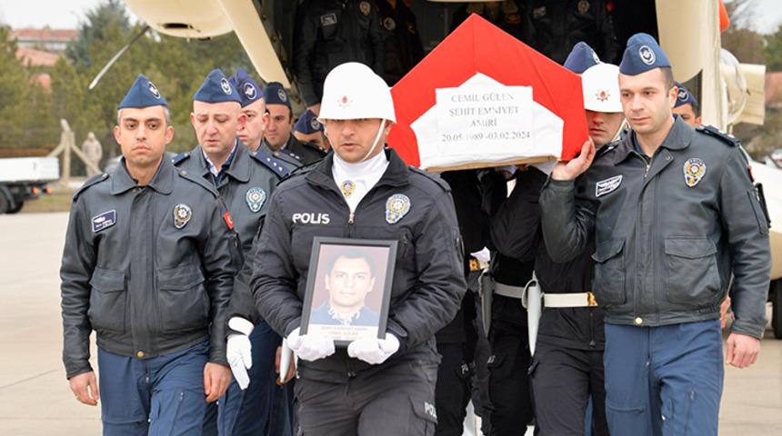 Helikopter kazasında şehit olan 2 pilotun cenazesi Ankara'ya getirildi!