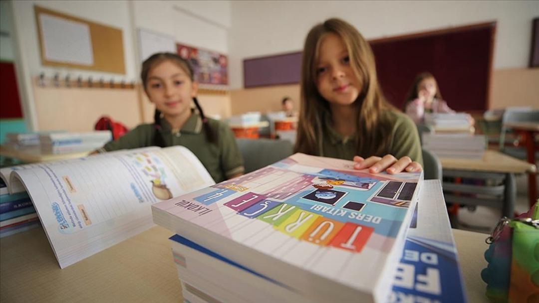 Yüzlerce kişinin diploması iptal edildi! MEB düğmeye bastı: "Hayalet sınıf" kuran 10 özel okula ruhsatına el konuldu 4