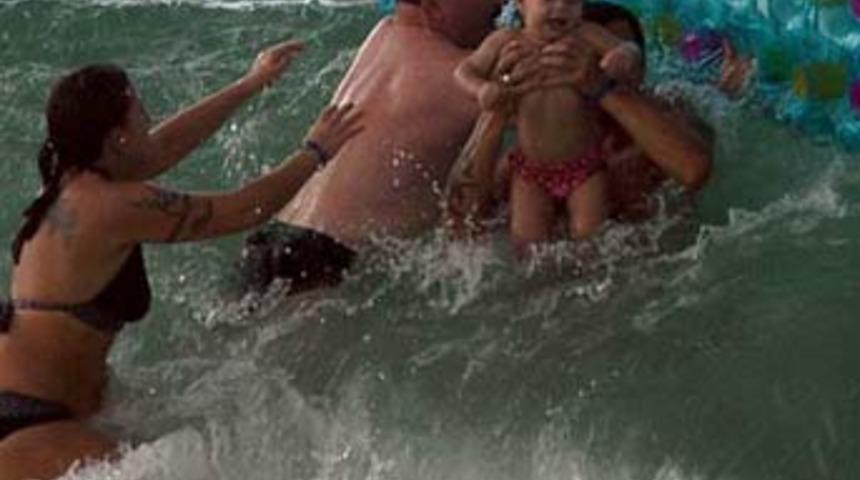 Alanya'da korkutan hortum