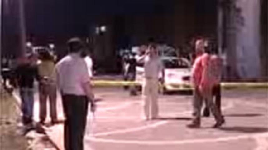 İstanbul'da aynı anda 3 bomba patladı