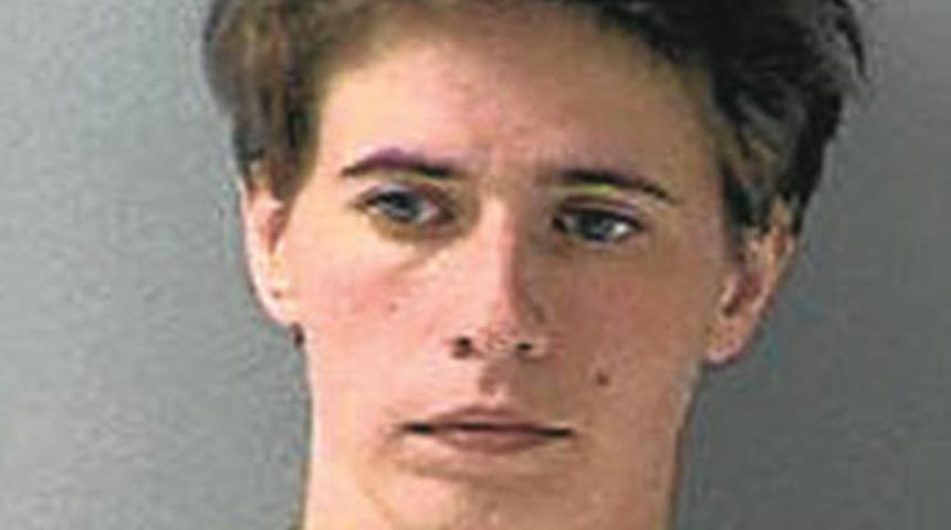 Tecav&uuml;z i&ccedil;in erkek kılığına girdi