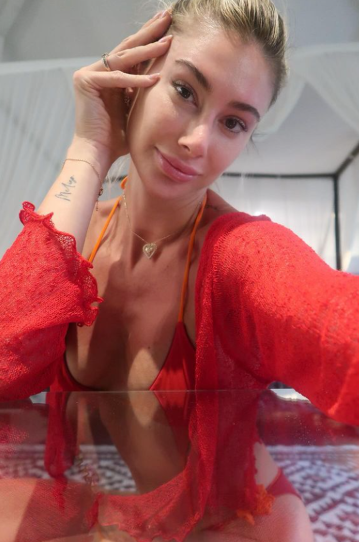 Şeyma Subaşı kırmızı bikinisiyle poz verdi! Sosyal medyayı salladı G1