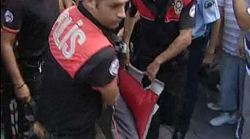 Flaş...Bakırk&ouml;y'de silahlı saldırı