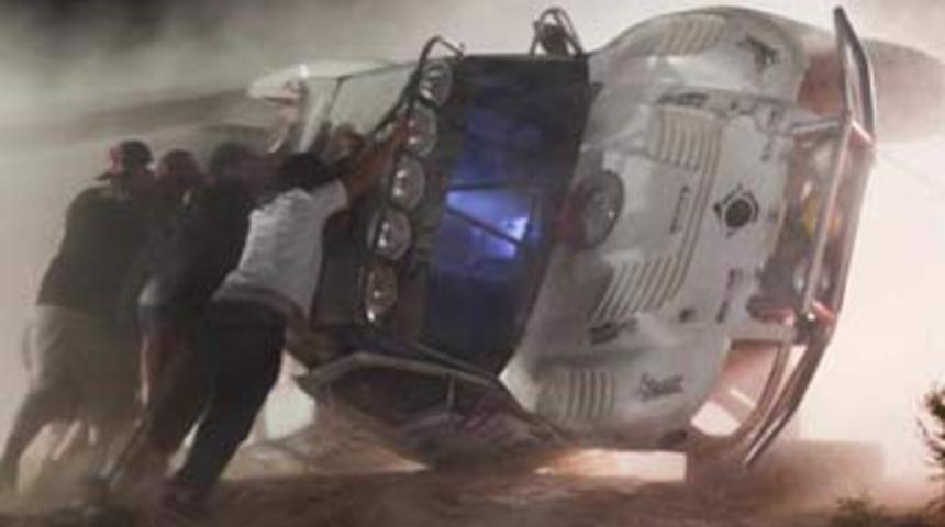 Arazi ara&ccedil;larının yarışında facia! 8 &ouml;l&uuml;