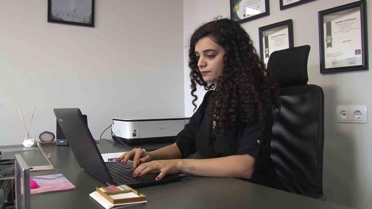 Depremzede Psikolog, asrın felaketini anlattığı cümleleriyle yürekleri burktu! "Depremin boyutu tahmin ettiğimizden daha fazla" G3