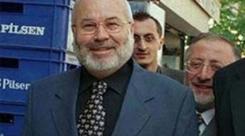 Merc&uuml;mek Erbakan ailesine karşı