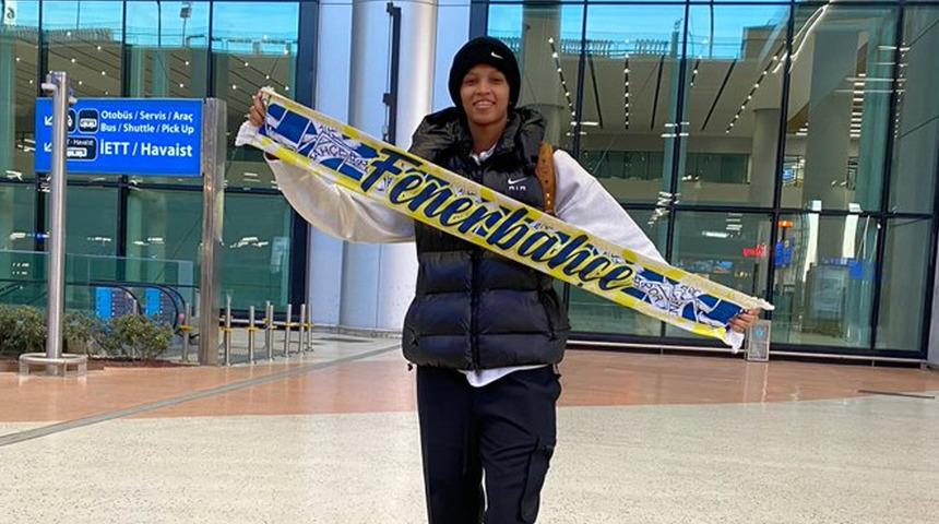 Ali Koç 'dönecek' demişti yıldız isim İstanbul'da! Melissa Vargas Sarı-Lacivertliler'e geri döndü