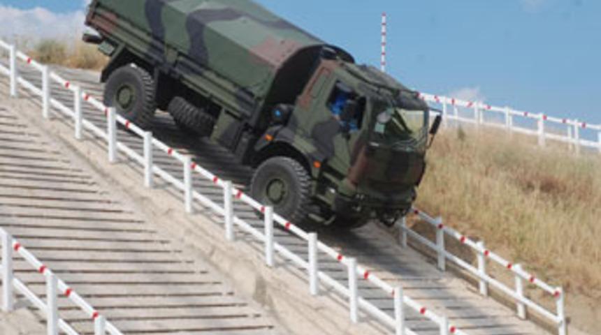 "Y&uuml;r&uuml;yen Kale"lerin &uuml;retimi başladı