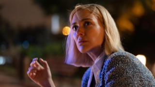 6 Şubat felaketinin yıl dönümünde Bergüzar Korel isyan ederek içini döktü! 'Her türlü siyasetten uzak...'