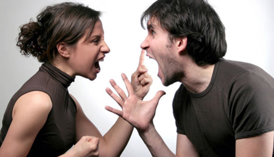 Bu bur&ccedil;lar &ouml;fkelendiğinde bambaşka birine d&ouml;n&uuml;yor! İşte en sinir k&uuml;p&uuml; 6 bur&ccedil;...