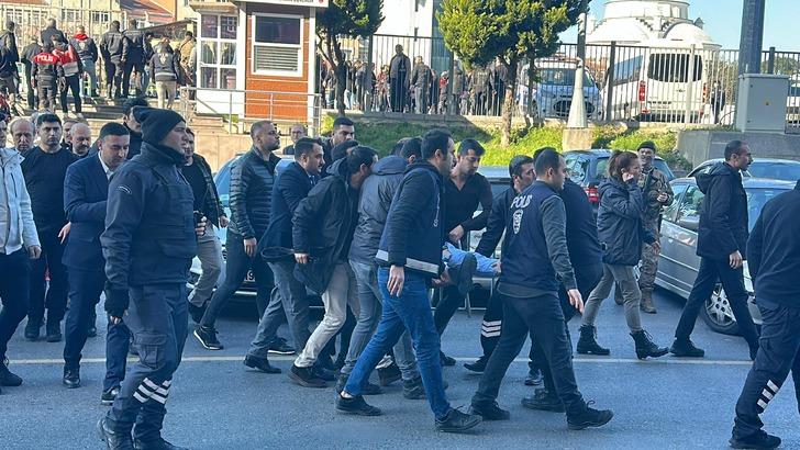 Kanlar içinde kalmadan önce polis memurunun sesi yankılanmış! Adliye saldırısında 'uzun namlulu silahlar' detayı: "İçeride de bayılanlar oldu" G3