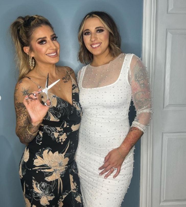 Gelin düğünün ortasında saçlarını kesti! Davetliler şoke oldu, damat gözlerine inanamadı 'Misafirleri ve kocasını şaşırttı' G4