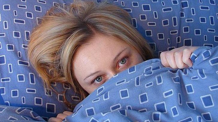 Genç yaşlarda ortaya çıkıyor 'Kadınlarda erkeklerden 2 kat fazla' Bu belirtilerin bir ya da birkaçını yaşıyorsanız dikkat G3