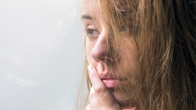 Genç yaşlarda ortaya çıkıyor 'Kadınlarda erkeklerden 2 kat fazla' Bu belirtilerin bir ya da birkaçını yaşıyorsanız dikkat