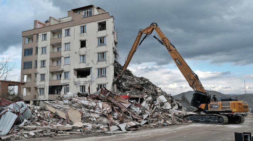 Kendisi de maliyeti de devasa! Kahramanmaraş depremlerinin maliyeti 104 milyar dolar