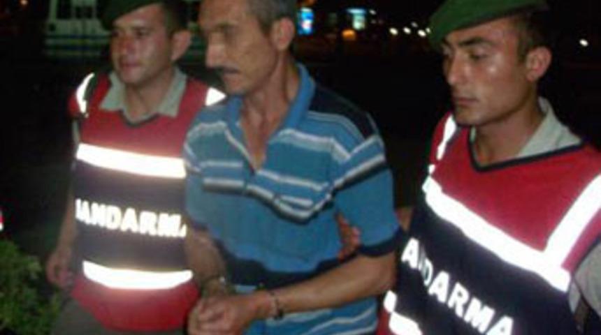 &Ouml;z kızına tecav&uuml;z etti