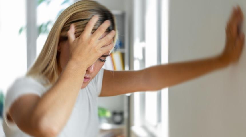 Baş ağrıları intiharı mı tetikliyor? 25 yıllık çalışma yanıt verdi!