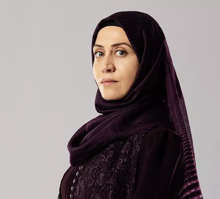 Kızıl Goncalar'ın Hasna'sı Selen Öztürk'ün gerçek hayattaki hali şaşırttı! Görenler gözlerine inanamadı G2