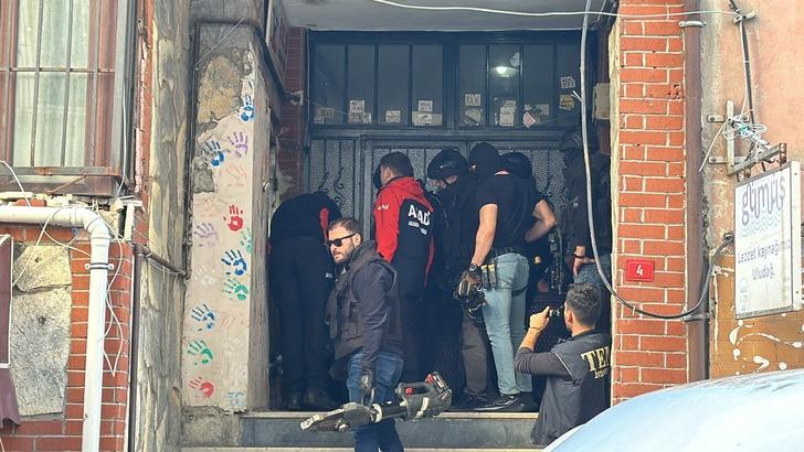 Çağlayan Adliyesi'nde polise saldırmıştı! Ablasının davasına katılanlar gözaltına alındı G2