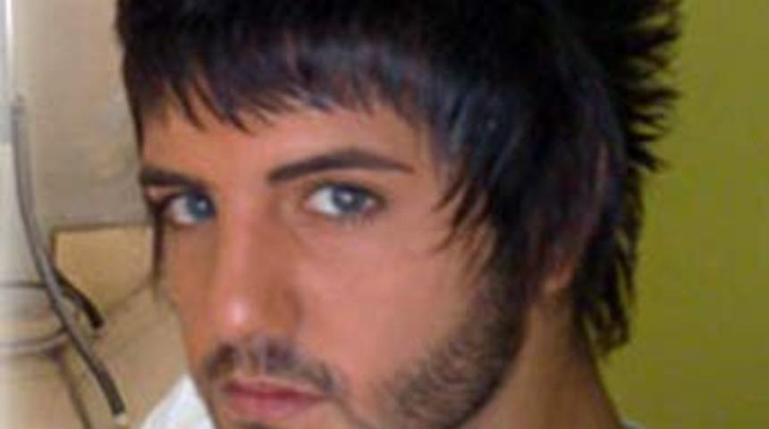 Saçı uzun, gözü lensli diye öldürüldü