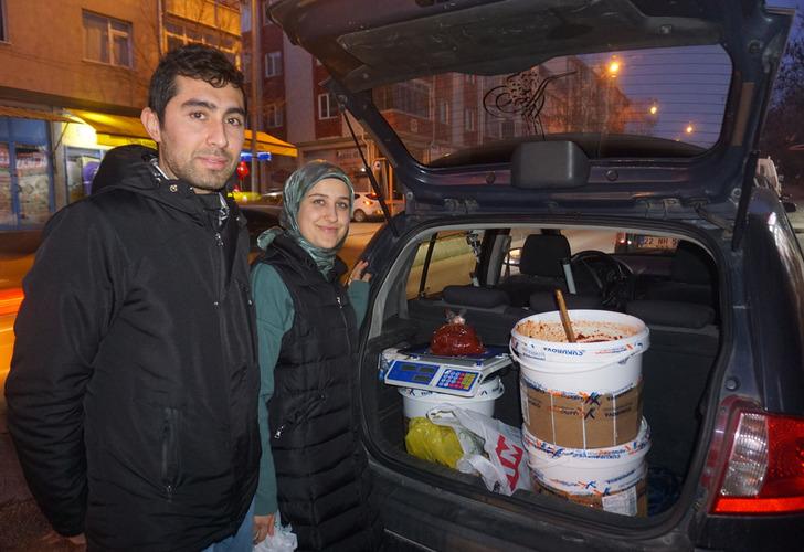 Edirne'ye yerleşen depremzede yöresel ürünlerle geçimini sağlıyor