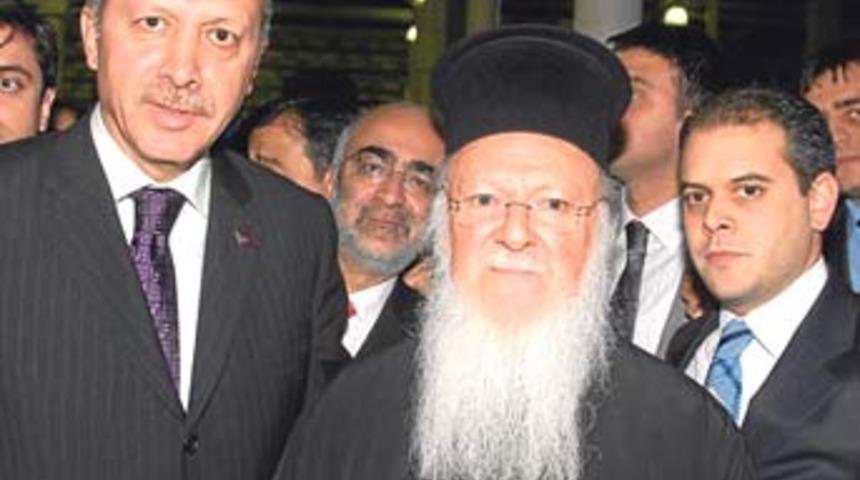 &lsquo;Erdoğan ve Patrik gizli anlaşma yaptı&rsquo;