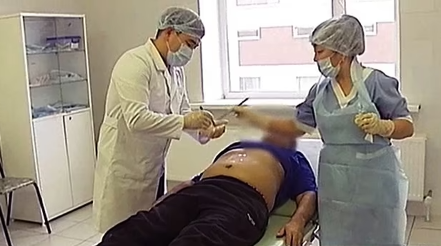 Kazakistan'da pedofillerinin cinsel organlarının kesilmesine yönelik yasa kabul edildi! Kimyasal hadımı yetersiz buldular