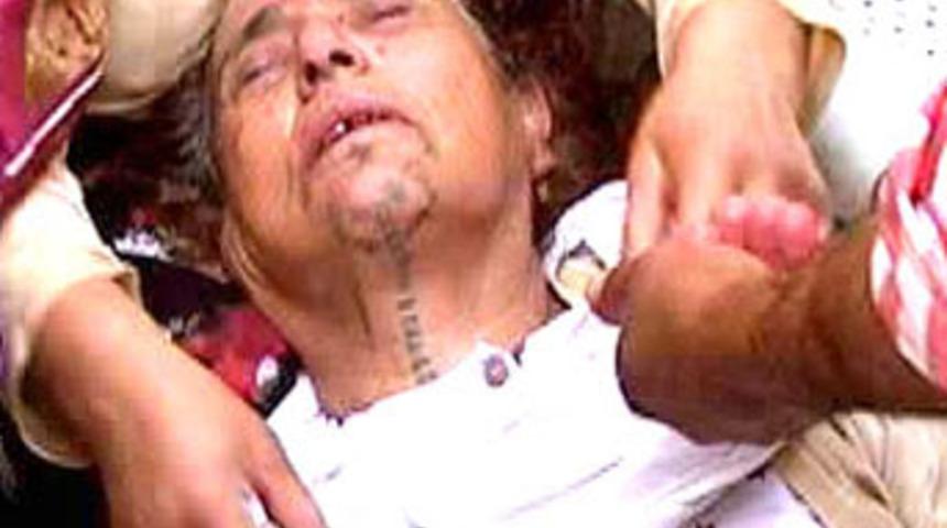 &Ouml;yle bir manzarayla karşılaştı ki...