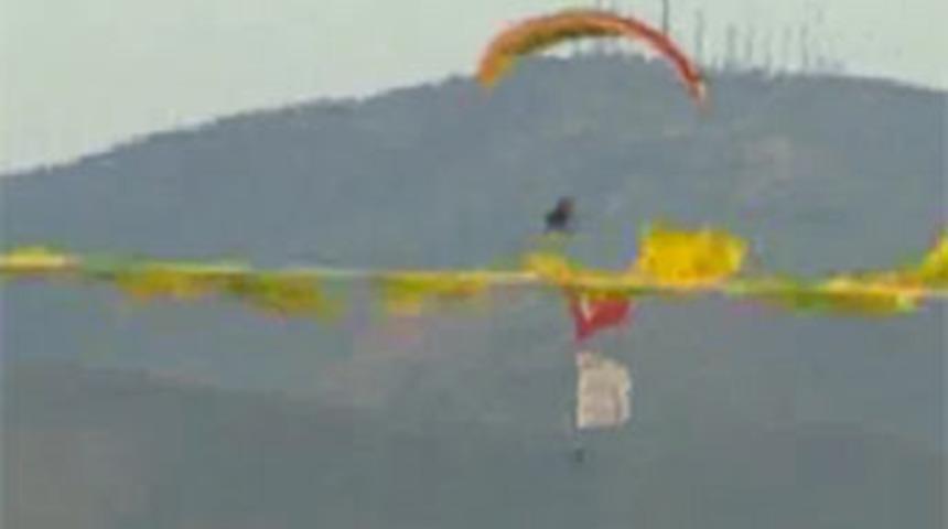 BDP'liler T&uuml;rk bayrağına yuh &ccedil;ekti!