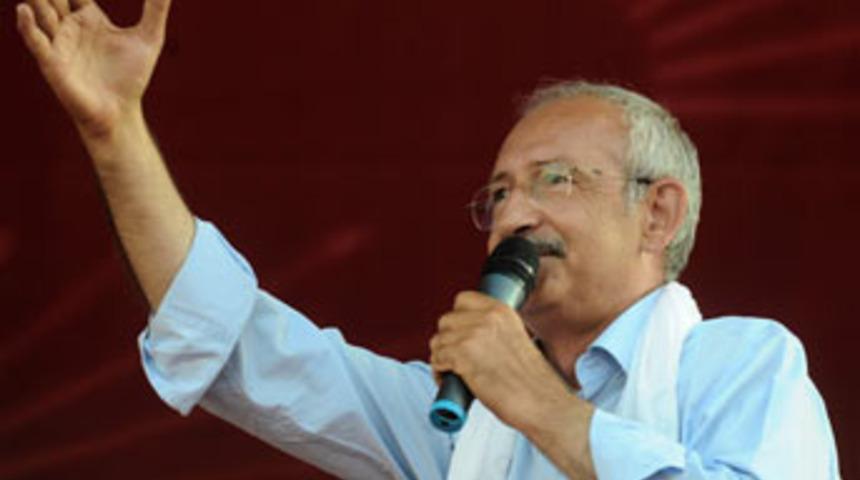 Kılı&ccedil;daroğlu o afiş i&ccedil;in de &ouml;z&uuml;r diledi