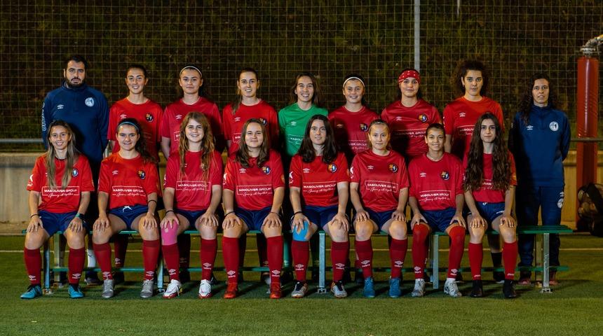 İspanya kadın futbolunda skandal olay! Duşa giren futbolcuların fotoğraflarını çektiler